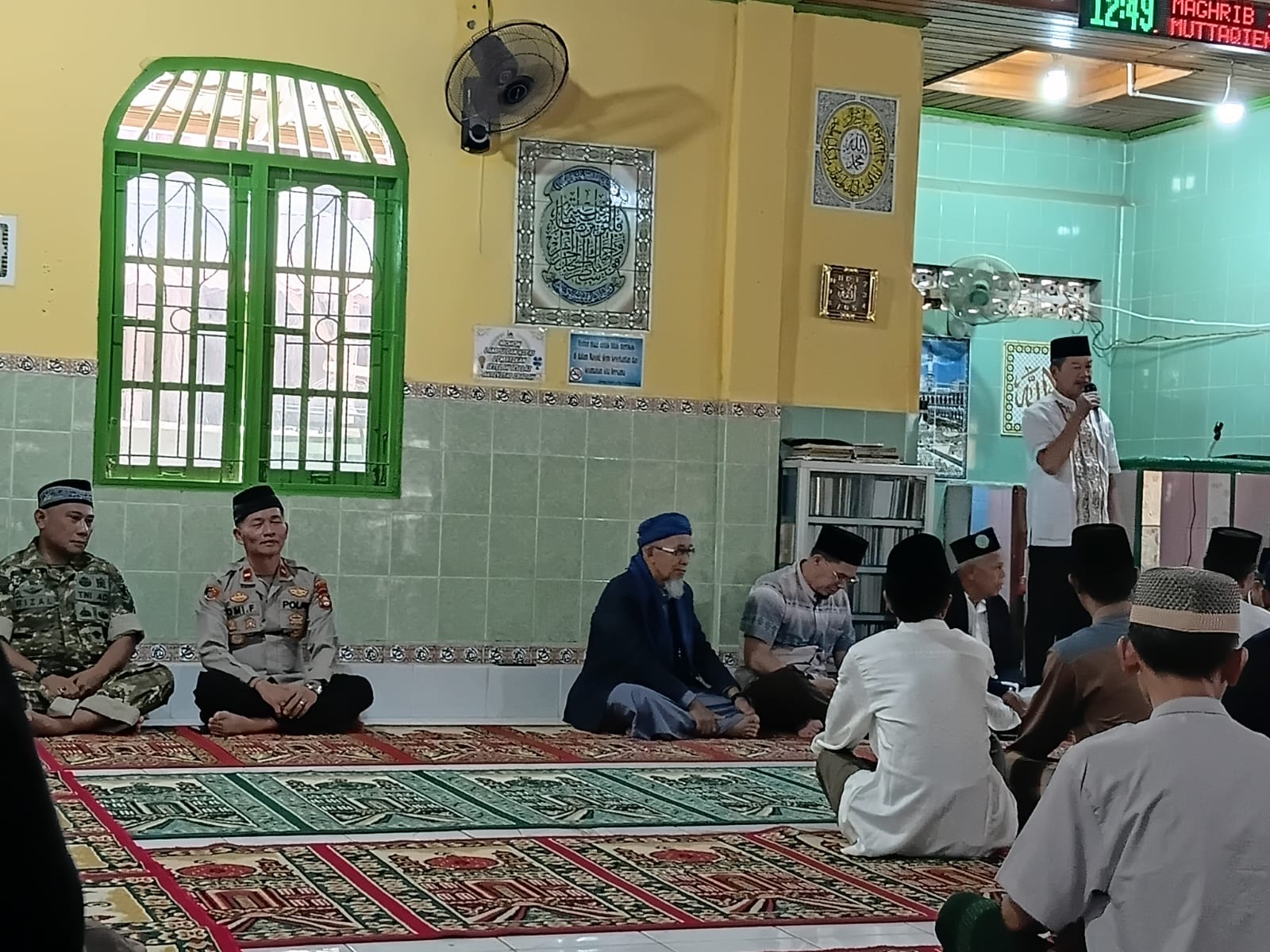 Kapolsek Ulu Ogan Hadiri Safari Jumat MUI OKU di Desa Belandang, Perkuat Silaturahmi dan Kamtibmas