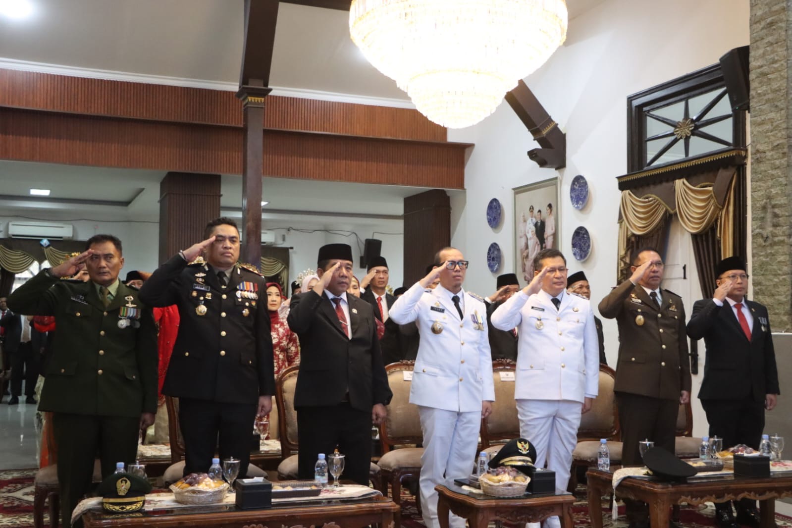 Kapolres Oku Saksikan Siaran Langsung Upacara Peringatan Detik-Detik Proklamasi Kemerdekaan RI