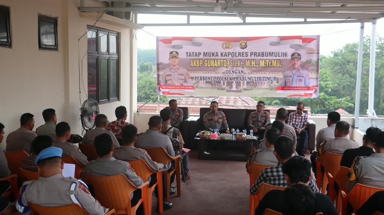 Tatap Muka Kapolres Prabumulih dengan Personel Polsek Prabumulih Timur Perkuat Pelayanan dan Disiplin