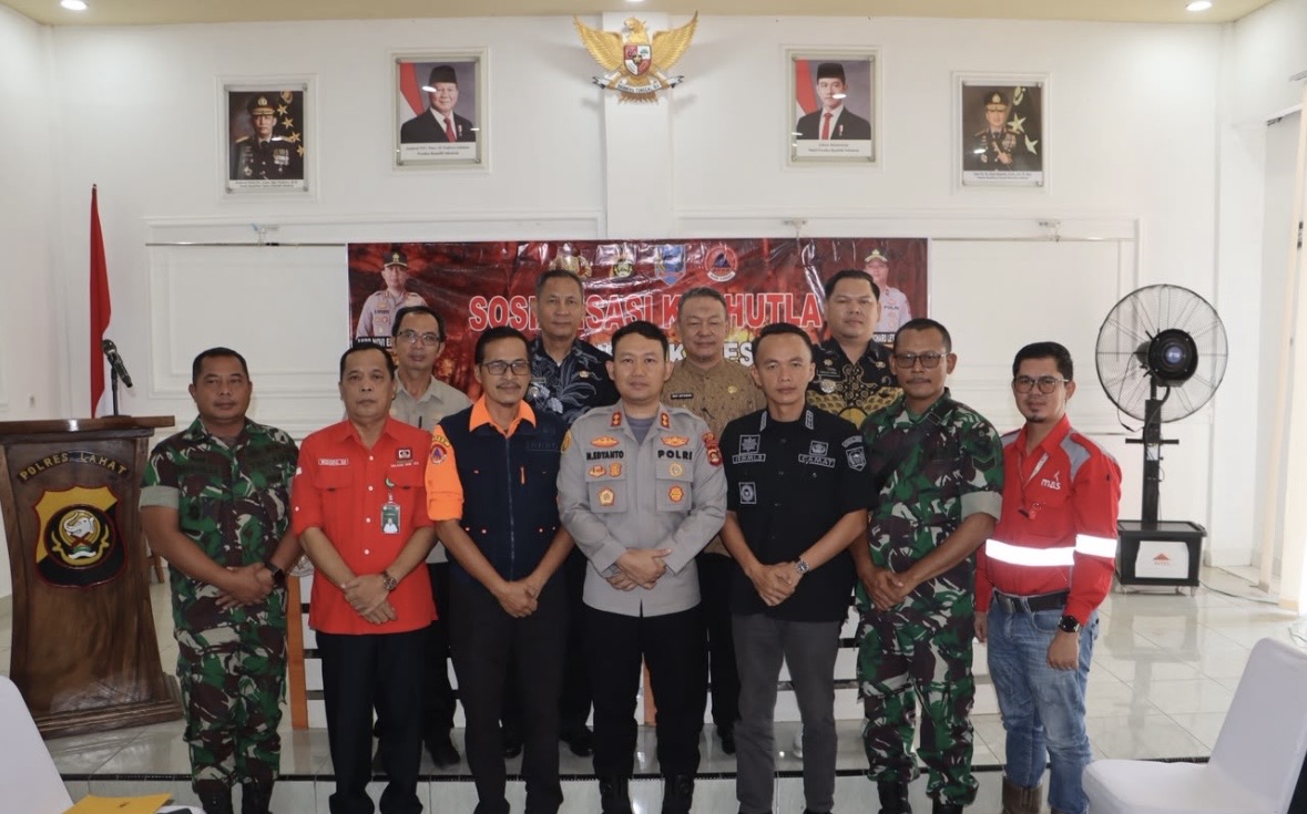 Cegah Karhutla Sejak Dini, Kapolres Lahat Ajak Kepala Desa Jadi Garda Terdepan Edukasi Masyarakat