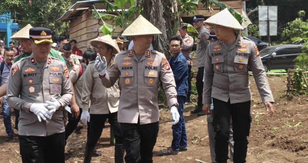 *Polres Pagar Alam Bersama Pemkot Dukung Swasembada Bawang Putih Nasional, Tanam Serentak di Gunung Gare*