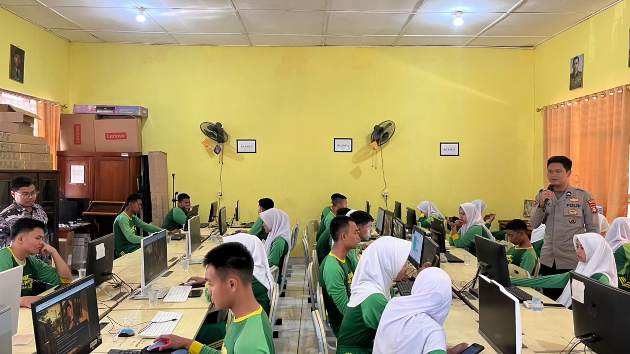 Polres Pagar Alam Bekali Pelajar SMAN 3 Hadapi Era AI dengan Cerdas dan Beretika