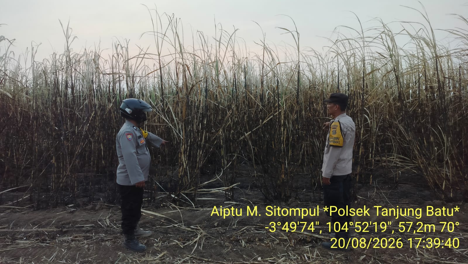 Polsek Tanjung Batu Laksanakan Mitigasi dan Pemadaman Karhutlah di Perkebunan Tebu PTPN 7 Cinta Manis