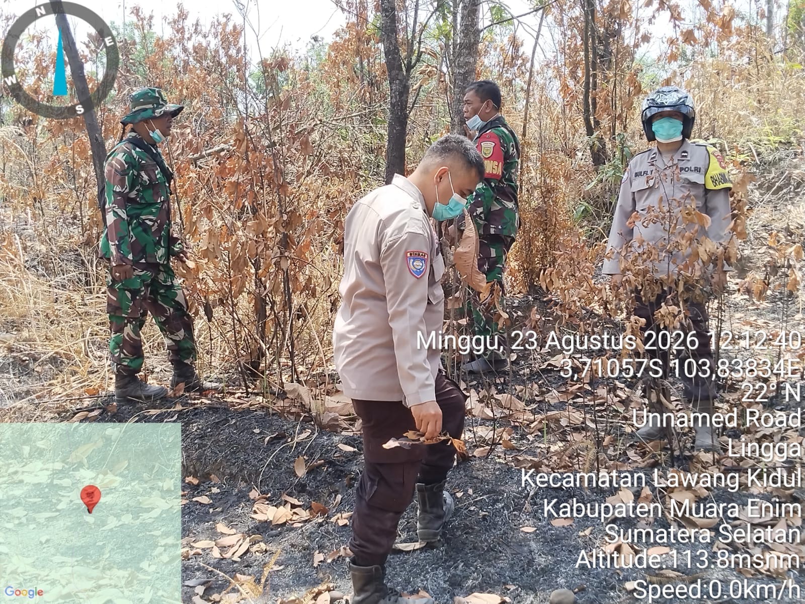 Api Memang Padam, Namun Ancaman Masih Mengintai! Bhabinkamtibmas dan Babinsa Sisir Perbatasan Cegah Karhutla